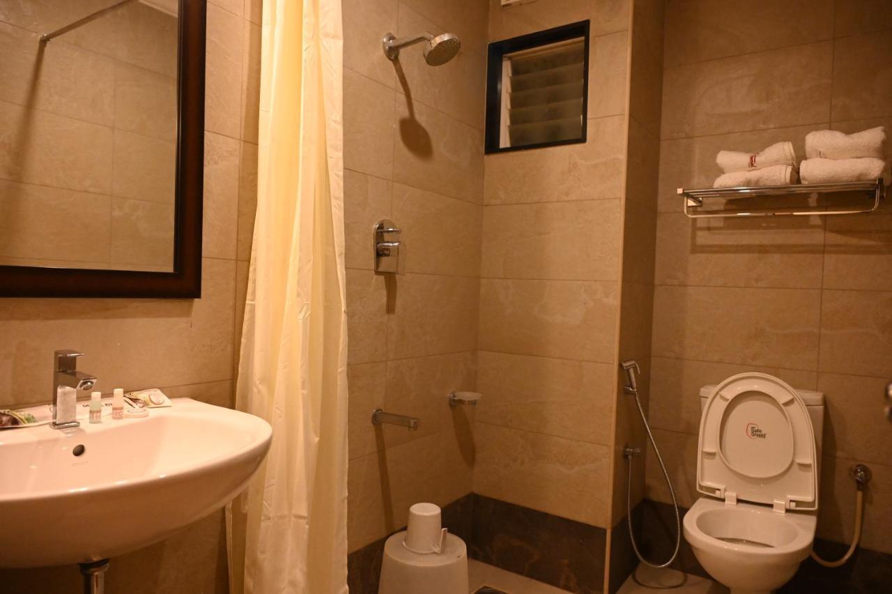 Hotel Sms Grand Imperial Веллуру Екстер'єр фото